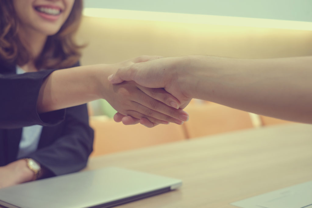 Comment bien réussir sa relation client ? 1 Comment bien réussir sa relation client ?