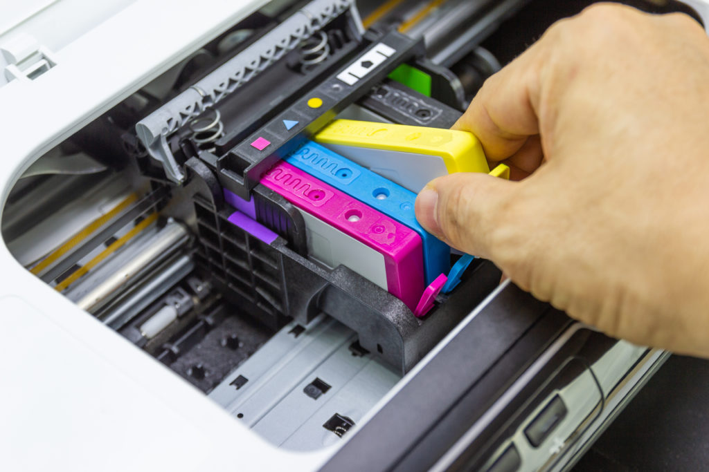 Quelles différences entre un toner d'imprimante et des cartouches ? 2 La recharge d’une imprimante