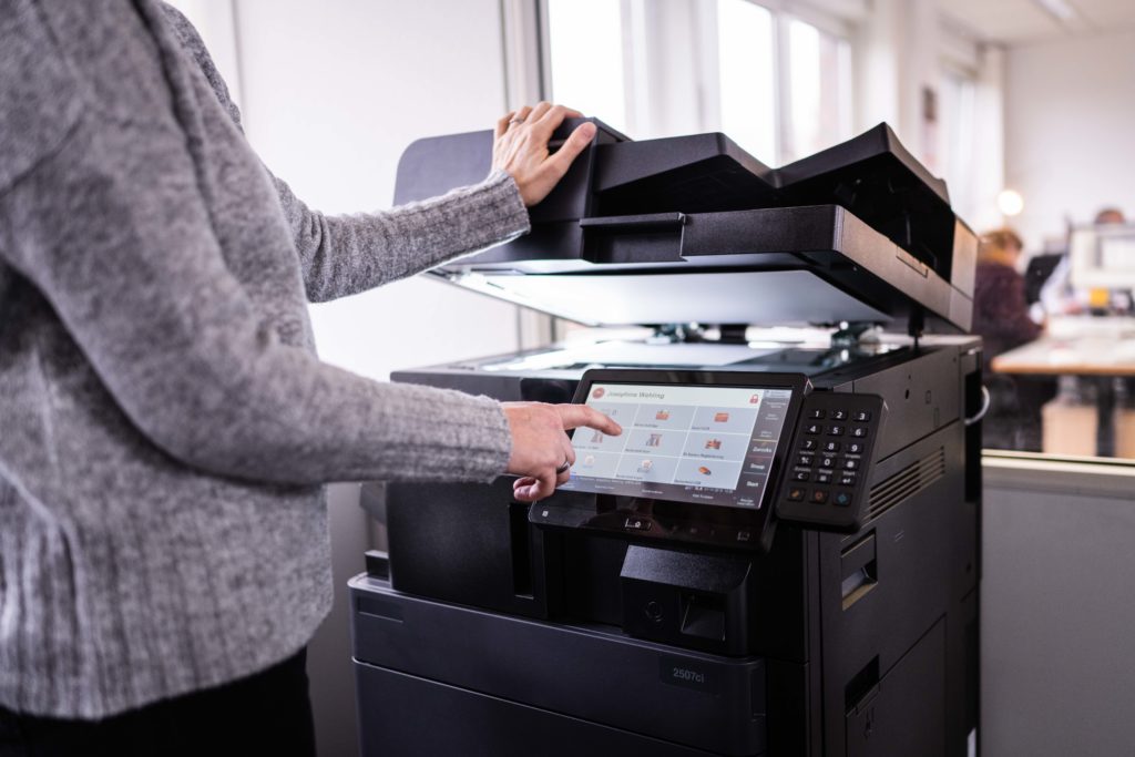 Impression de documents : comment contrôler son budget ? 3 Raisons pour contrôler le nombre d’impressions de documents en entreprise